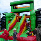 Riesentraktor mit Rutsche