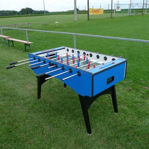 Fussballkicker aufgebaut