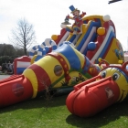 Megi - die Raupe mit Clownrutsche